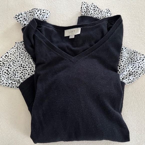 LOFT Black V Neck Cotton Lightweight Sweater Animal Print Ruffle Hem Size XS EUC - Picture 7 of 15
